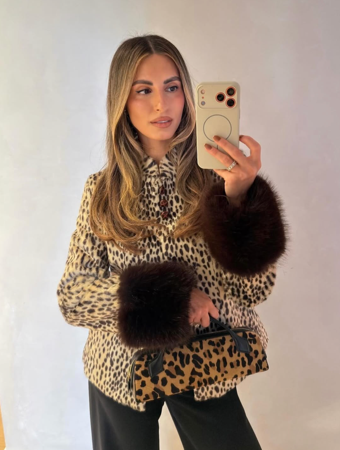 Yhasmina Ferrara wearing Carelli